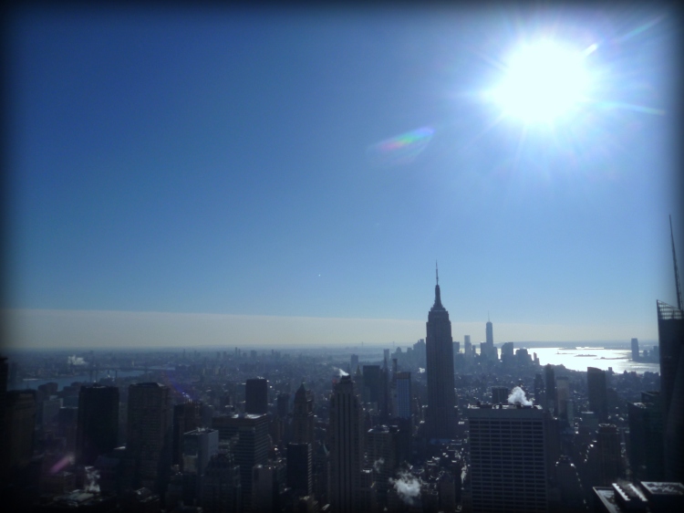 Empire State Building au milieu et la Liberty Tower au fond.